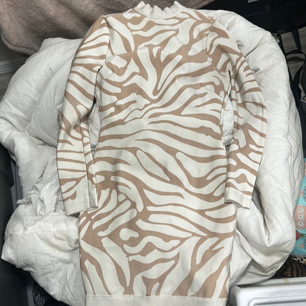 Body on dress